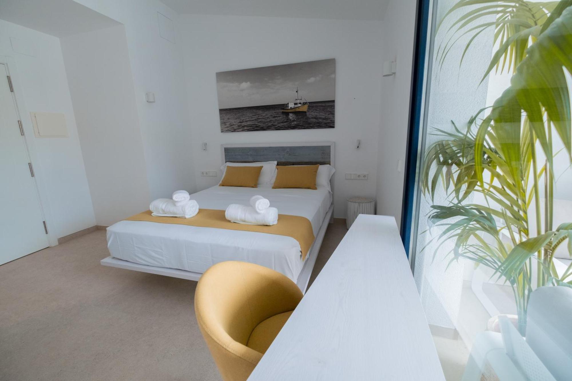 Hotel Boutique Es Blau Cadaques Ngoại thất bức ảnh