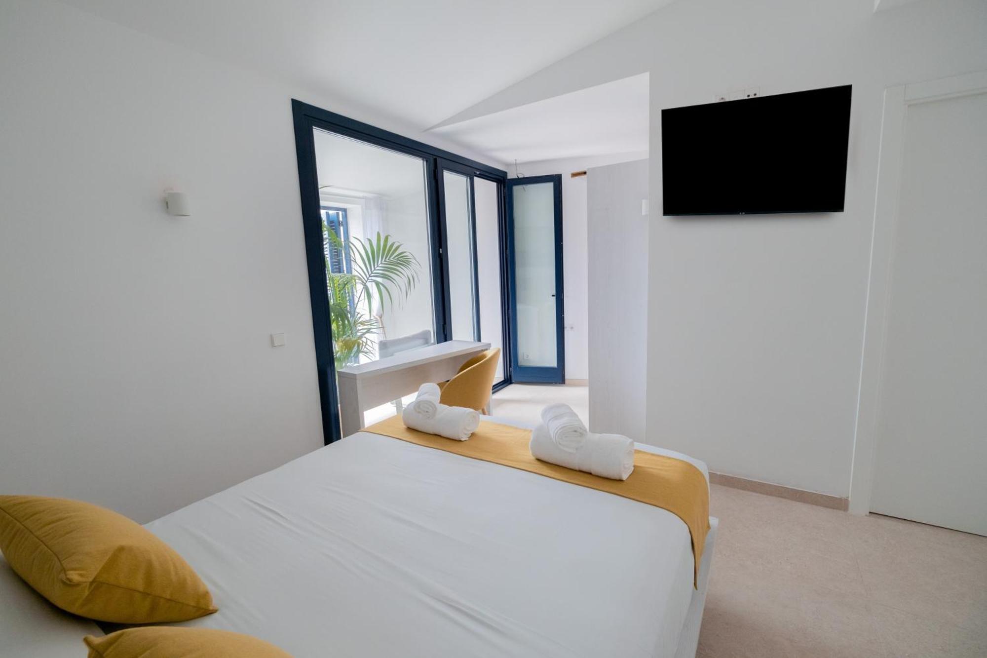 Hotel Boutique Es Blau Cadaques Ngoại thất bức ảnh