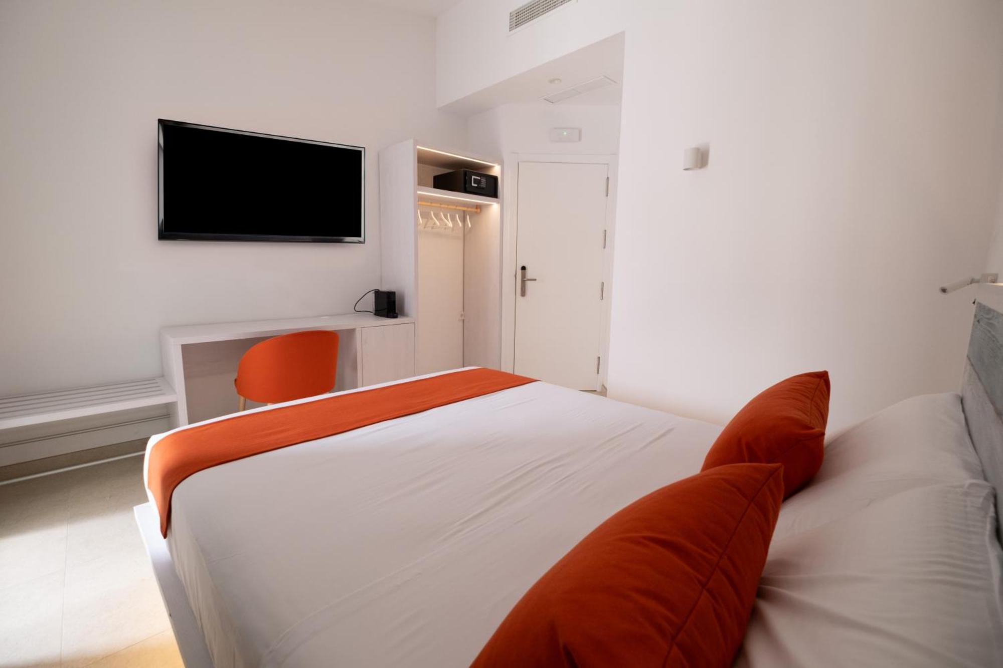 Hotel Boutique Es Blau Cadaques Ngoại thất bức ảnh