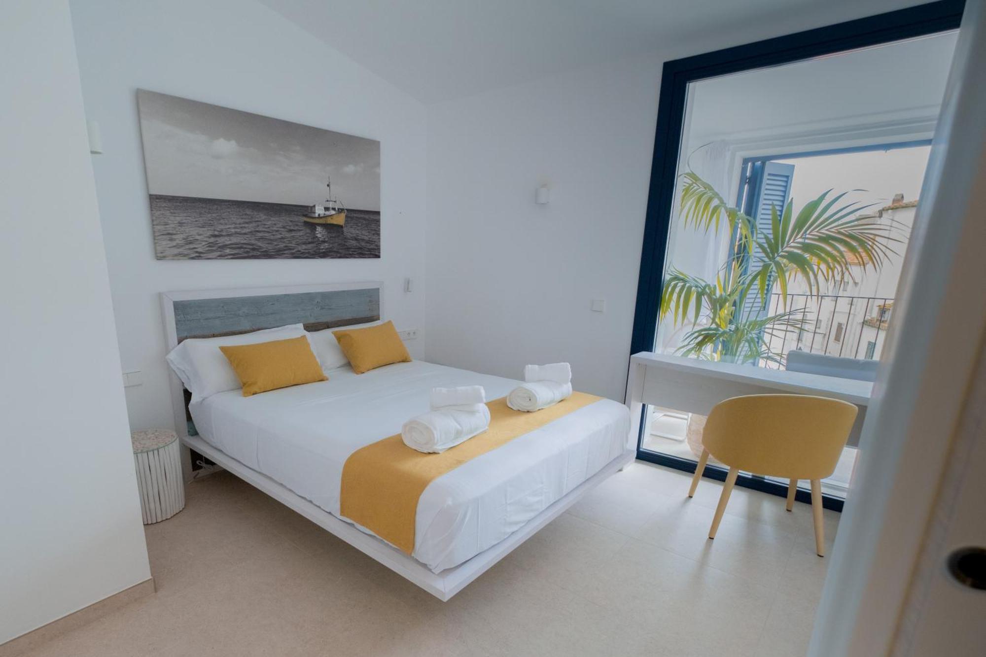 Hotel Boutique Es Blau Cadaques Ngoại thất bức ảnh