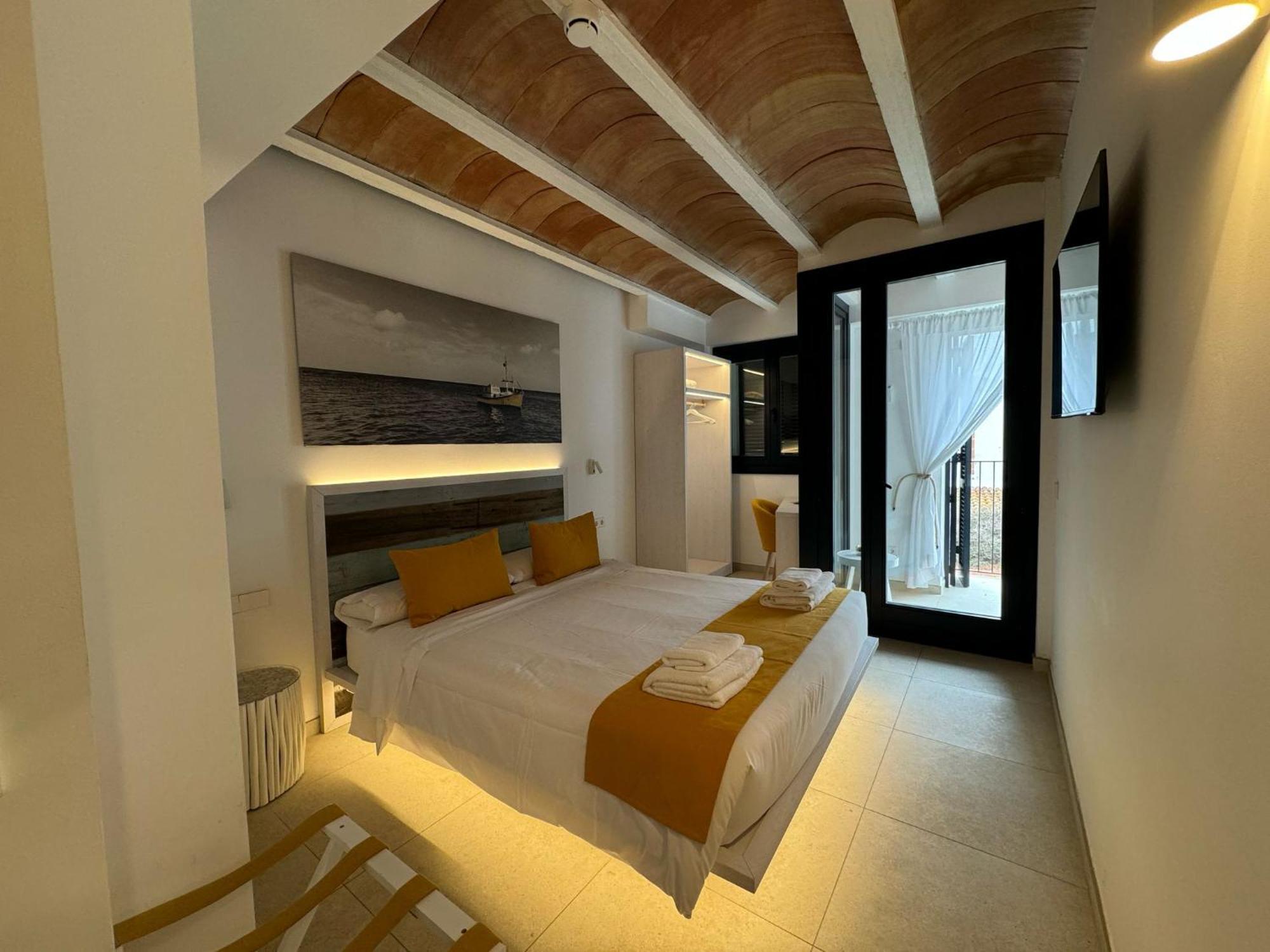 Hotel Boutique Es Blau Cadaques Ngoại thất bức ảnh